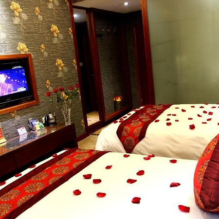 Hôtel Yiwu Guoheng Extérieur photo