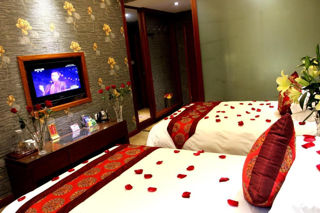 Hôtel Yiwu Guoheng Extérieur photo