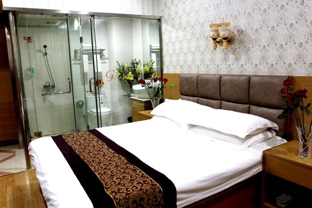 Hôtel Yiwu Guoheng Extérieur photo