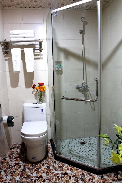 Hôtel Yiwu Guoheng Extérieur photo